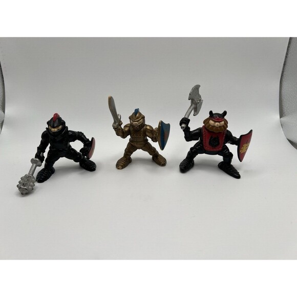 3 Vintage Fisher Price Great Adventures KNIGHT Figurines 1994 For Castle Playset - Picture 1 of 8